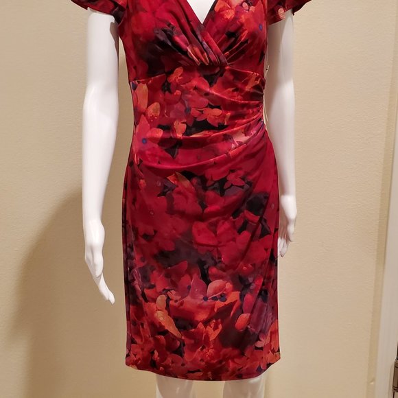 NWT LAUREN RALPH LAUREN Flutter Sleeve Dress- Floral Pattern - Picture 6 of 6